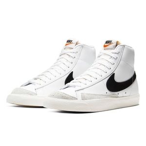 Nike Blazer Mid 77’ High Top Sneakers Size 5